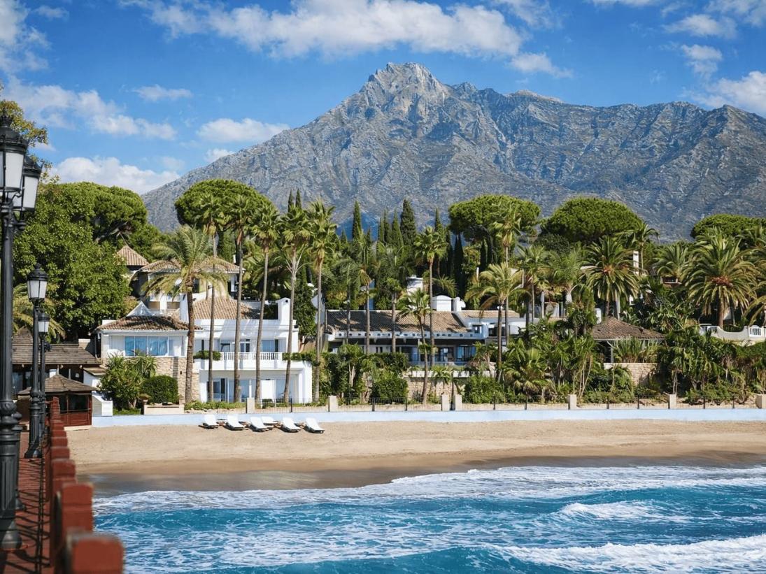 Barnes_Marbella-vista_ciudad
