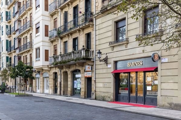 BARNES San Sebastián